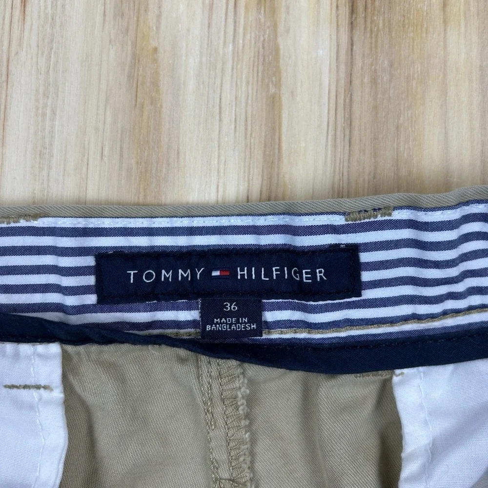 Tommy Hilfiger Shorts Mens 36x9.5 Tan Flat‎ Front Classic Fit Cotton Chino